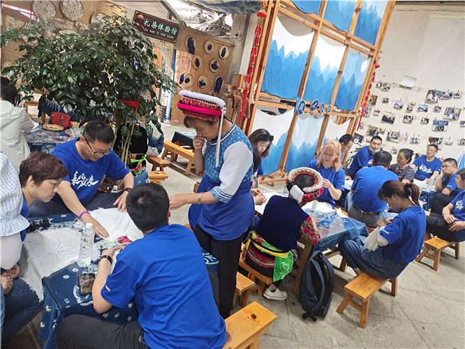 大理非遺扎染鮮花餅花漾時光體驗團(tuán)建之旅