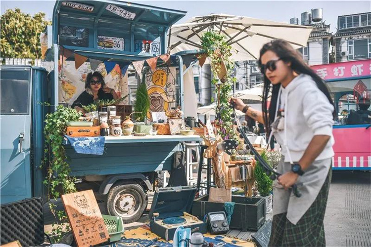 大理麋鹿星球——市集美食、文藝演出、潮人拍攝的新地標(biāo)，原四季集市，是大理小眾打卡地