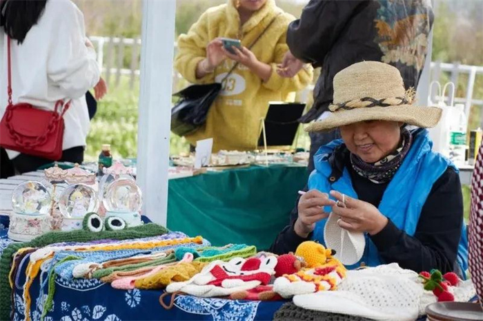 大理旅行：洱海邊，稻田里的集市；“文藝小青年們“”不一樣的